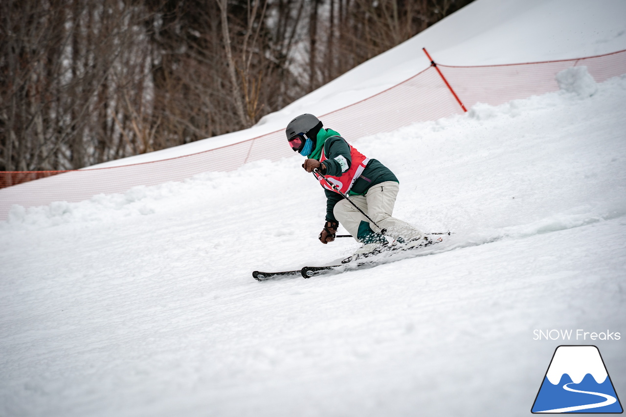 なんと約10年ぶりの「技術選」撮影?! PREMIER SKI ACADEMY presents 『2026プレミアカップ・スキー技術選』レポート！｜朝里川温泉スキー場